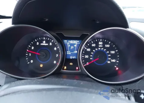 2012 Hyundai Veloster Base W/Red/Black z USA, uszkodzony, nr VIN KMHTC6AD3CU064972